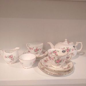 Aynsley tea set